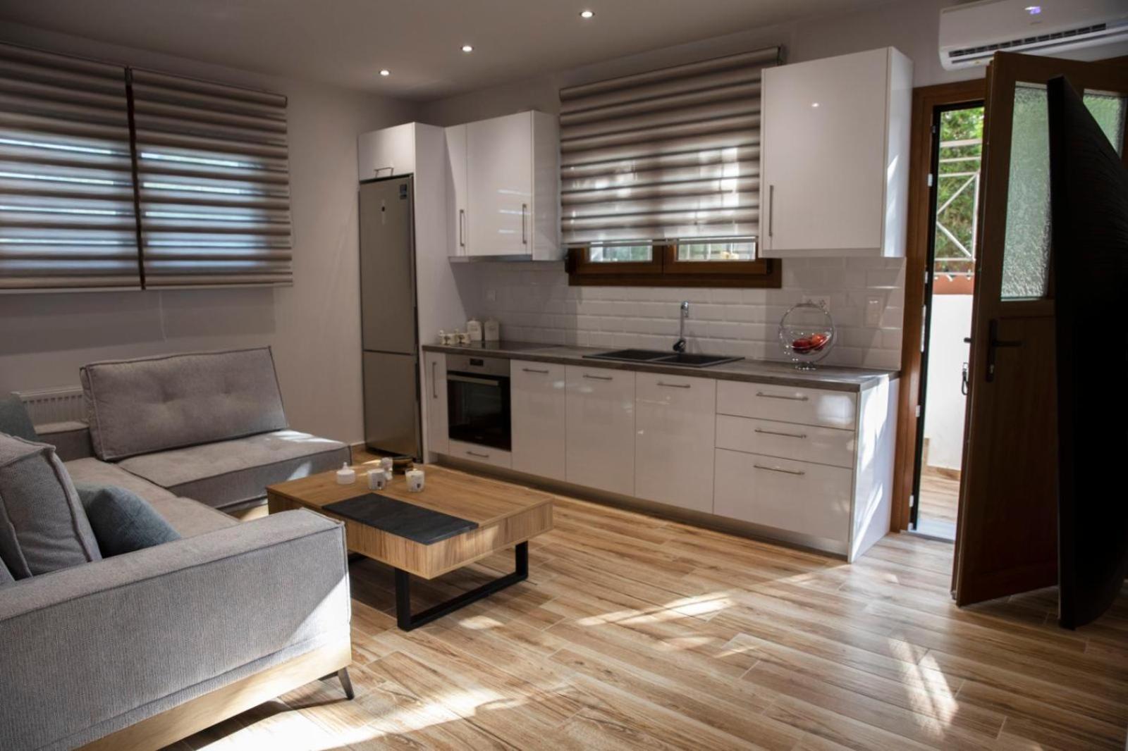 Apartment Viewing Garden Volos Bagian luar foto